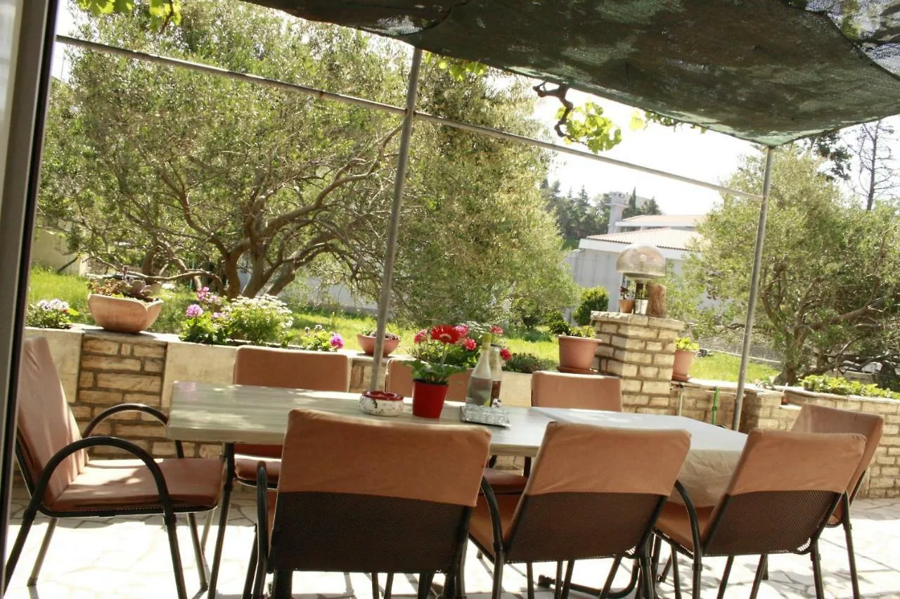 *** בית הארחה Banjol Guesthouse Matusan'S Place קרואטיה